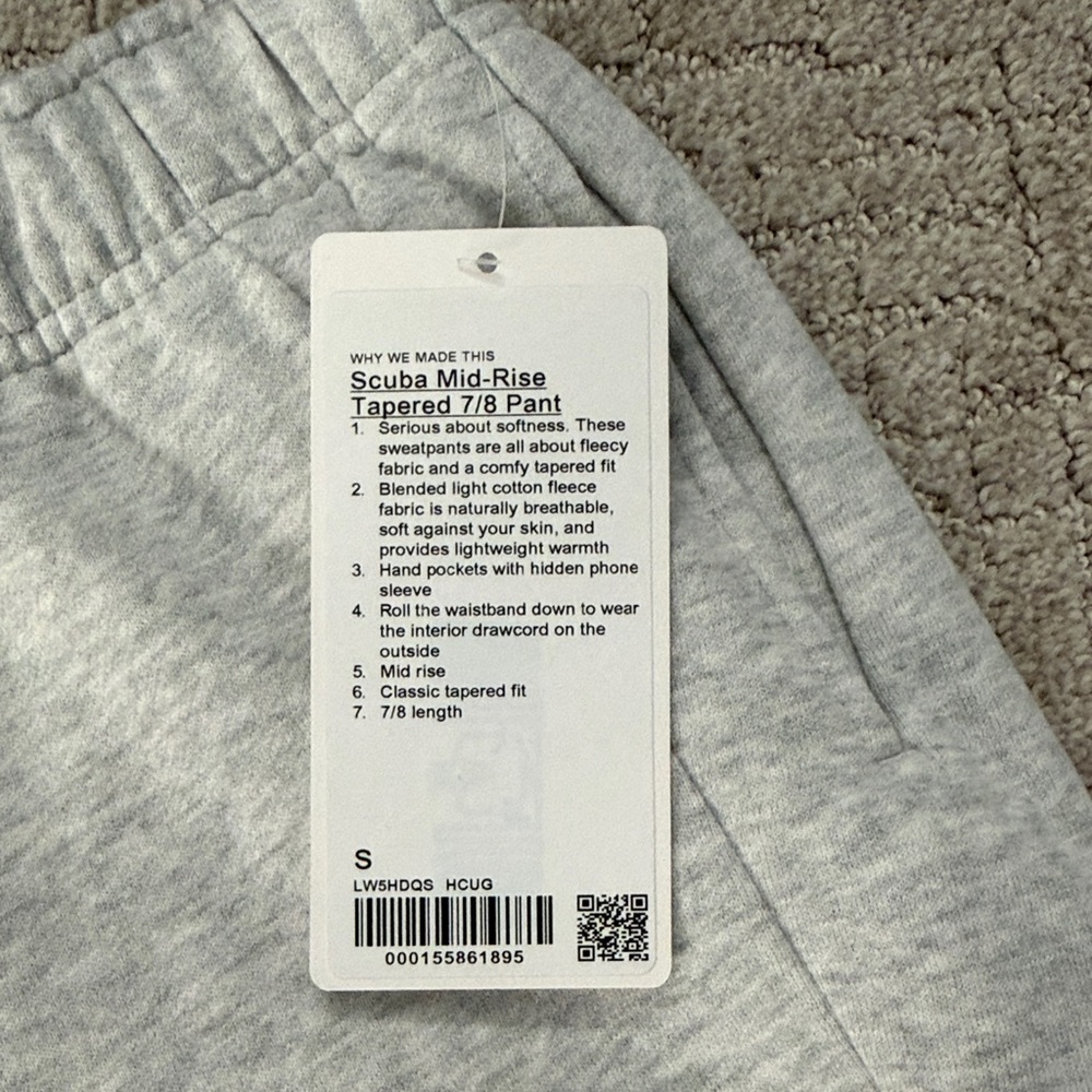 Lululemon Scuba Mid-rise Tapered 7/8 pant - Picture 2 of 4